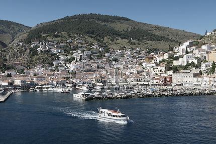 Explorer le Joyau des îles Saroniques: Une Visite de Grèce Hydra